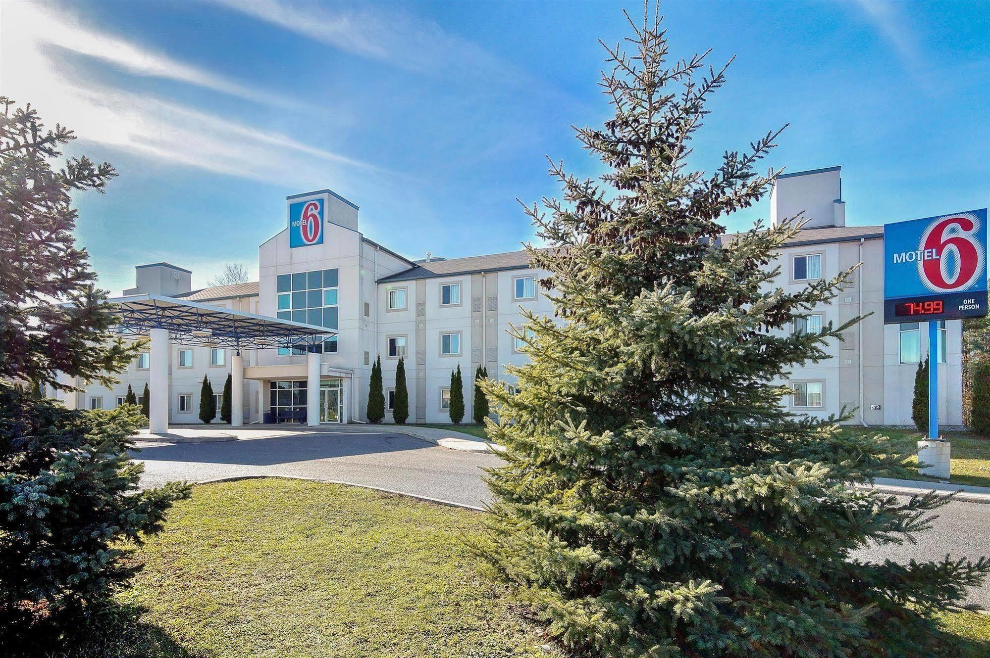 Motel 6-Peterborough, On Eksteriør billede